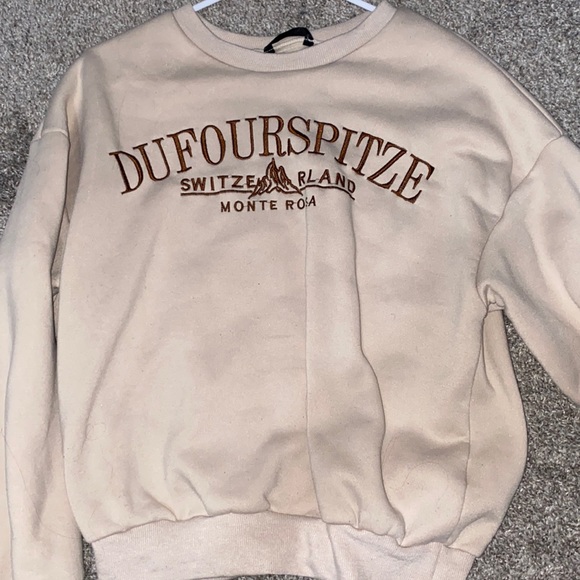 Pullover - Picture 3 of 3